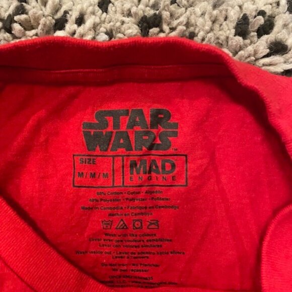 Star Wars 'Chewy' Christmas T shirt. Size M Red Festive! - Picture 3 of 5